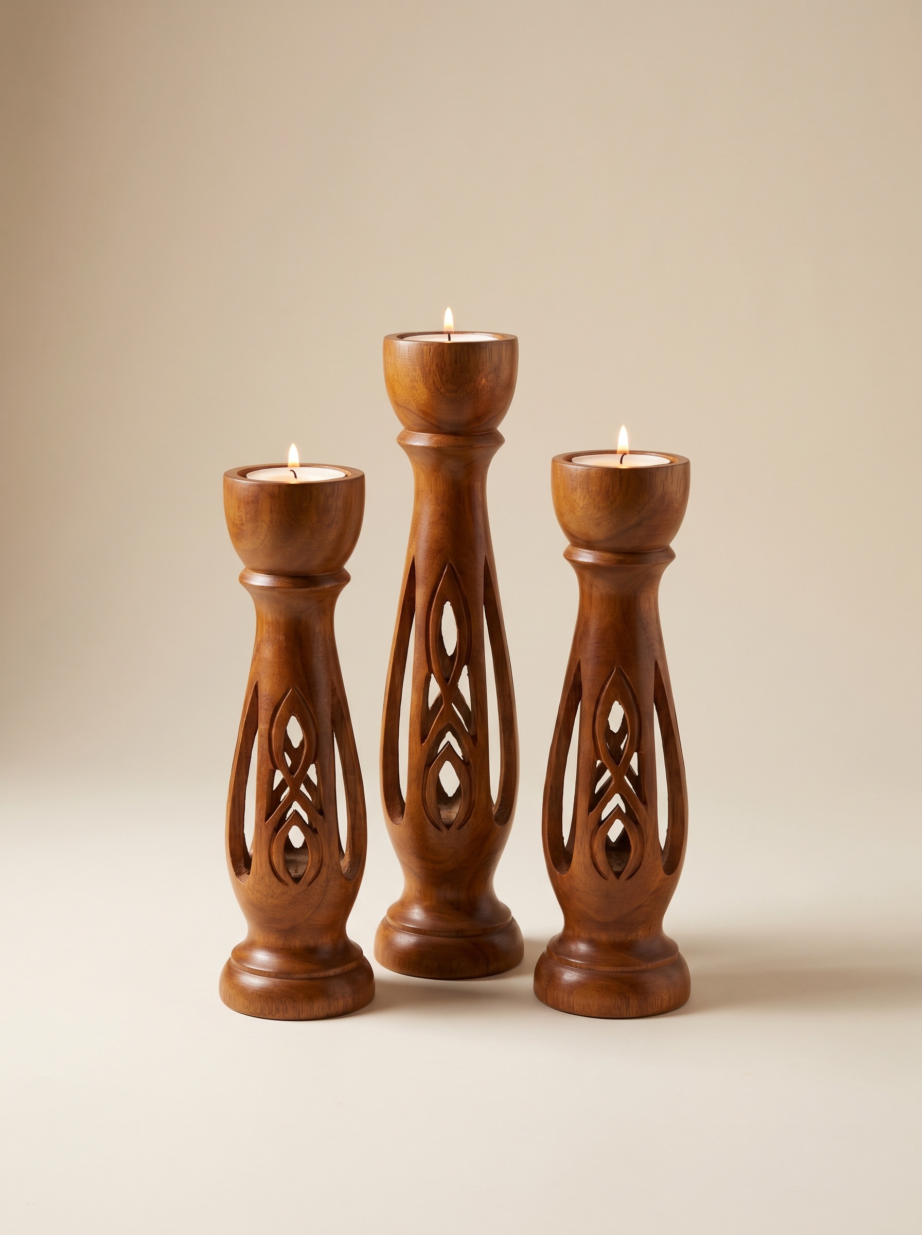 Wooden Candle Holder Set